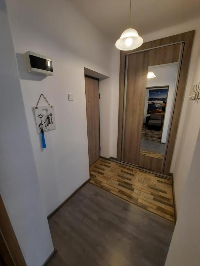 Croma Studio Petrosani Apartment Ngoại thất bức ảnh